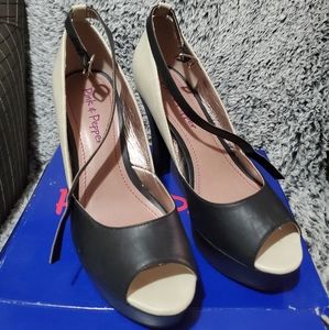Pink & Pepper black and white heels  size 9.5
